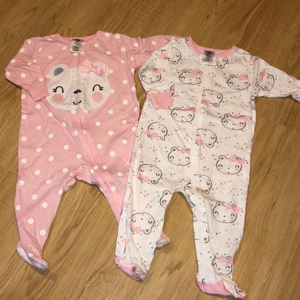 Gerber Organic pajamas 3-6 months